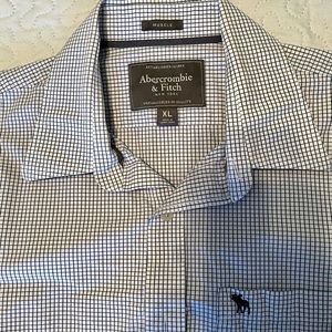 Men’s Abercrombie and Fitch button down shirt